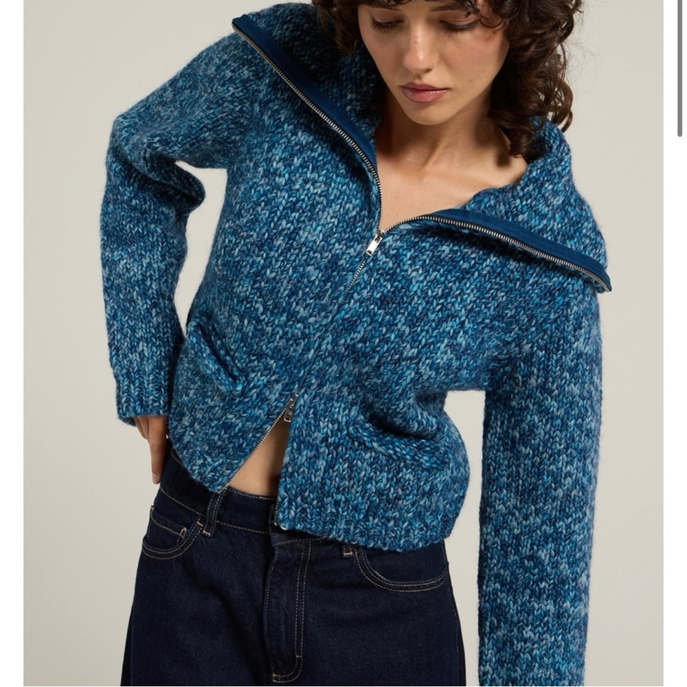 ViaVia. Live The Boxy Zip Cardigan - Picture 1 of 7